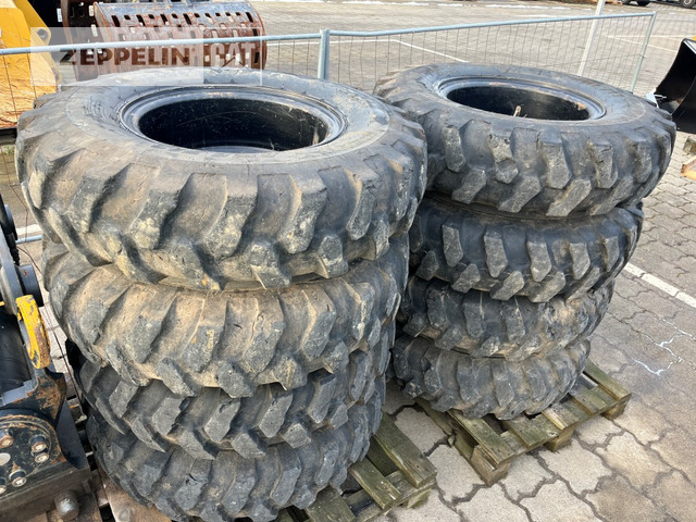 Apollo Reifen 10.00-20 - Tire for Construction machinery: picture 5 Apollo Reifen 10.00-20 - Tire for Construction machinery: picture 5