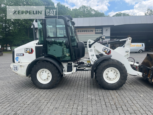 Cat 906M - Wheel loader: picture 3 Cat 906M - Wheel loader: picture 3