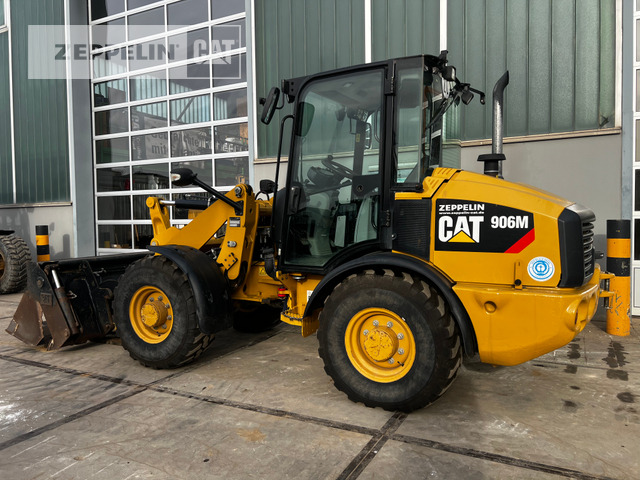 Cat 906M - Wheel loader: picture 3 Cat 906M - Wheel loader: picture 3