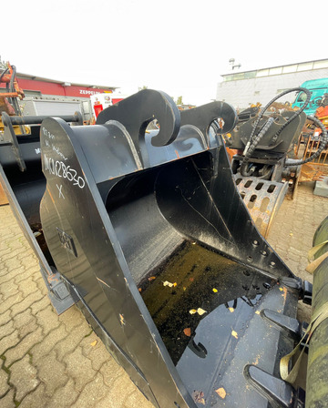 Cat Primärprodukte Kompo - Excavator bucket: picture 1 Cat Primärprodukte Kompo - Excavator bucket: picture 1