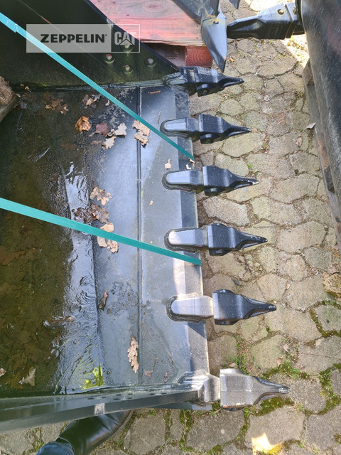 Cat TL1200 CW20 - Excavator bucket for Construction machinery: picture 3 Cat TL1200 CW20 - Excavator bucket for Construction machinery: picture 3