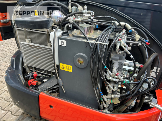 Kubota KX037-4 - Mini excavator: picture 5 Kubota KX037-4 - Mini excavator: picture 5