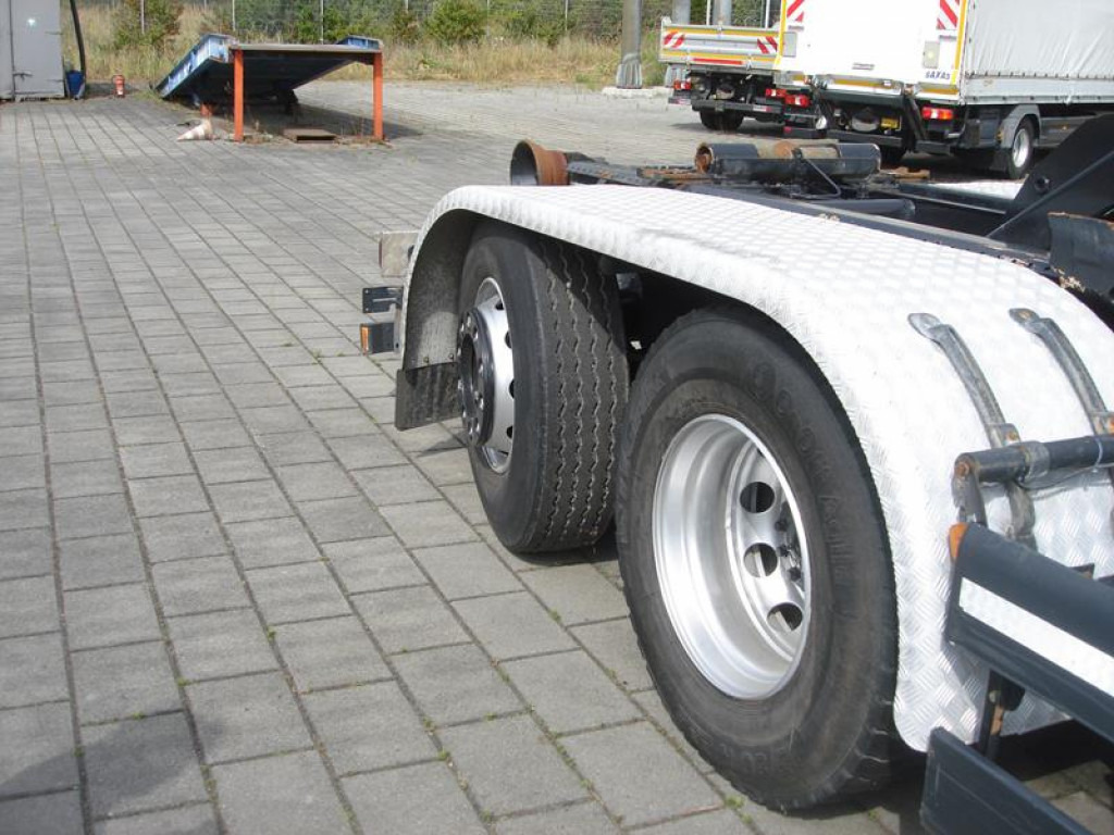 Hook lift truck MAN TG-S 26.420 6x2 Abrollkipper: picture 15