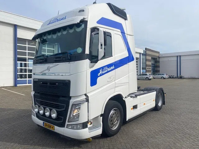 Volvo FH 13.460 XL cabine, euro 6 , full spoilered, smart tacho , new clutch ,beauty..... - Tractor unit: picture 1 Volvo FH 13.460 XL cabine, euro 6 , full spoilered, smart tacho , new clutch ,beauty..... - Tractor unit: picture 1