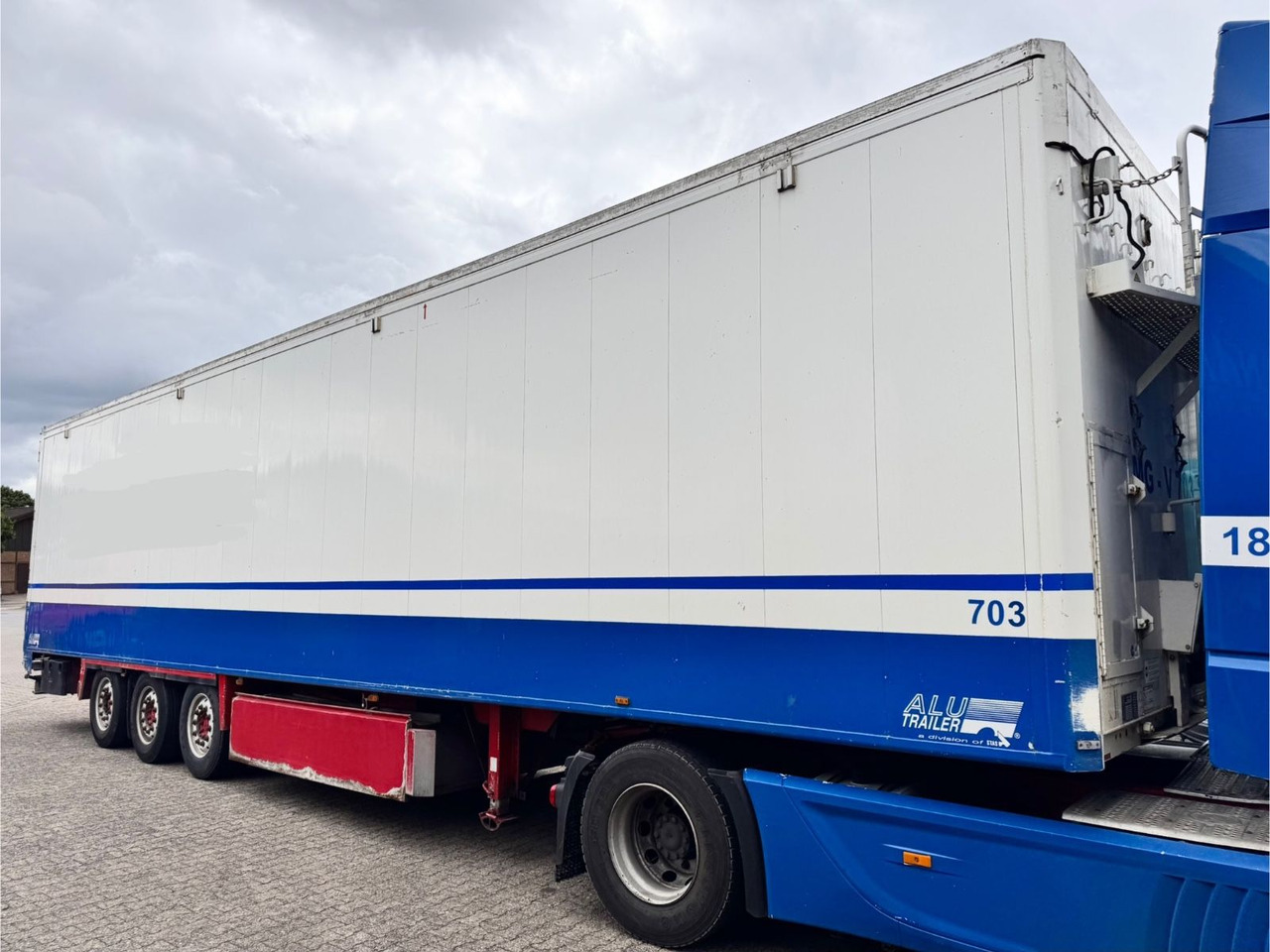 Stas S300 ZX Walkingfloor 3 x Vorhanden TÜV NEU - Walking floor semi-trailer: picture 4 Stas S300 ZX Walkingfloor 3 x Vorhanden TÜV NEU - Walking floor semi-trailer: picture 4