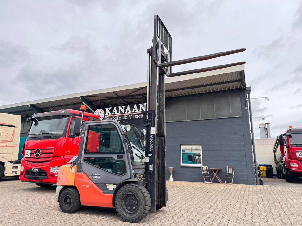 Toyota Tonero 35 Diesel Stapler 3.274h Sideshift - Diesel forklift: picture 3 Toyota Tonero 35 Diesel Stapler 3.274h Sideshift - Diesel forklift: picture 3