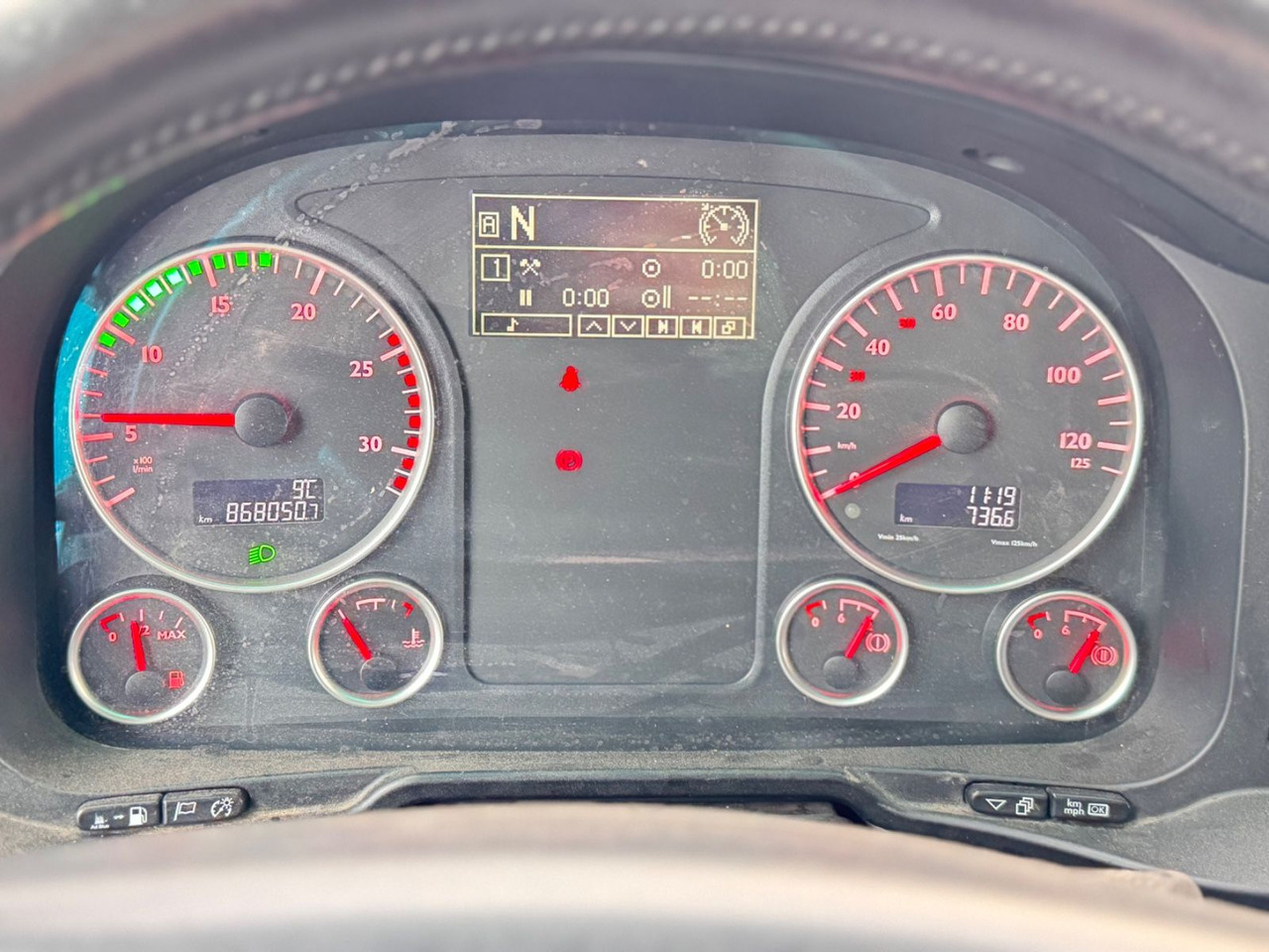 Tractor unit MAN TGX 18.440 4x2 LLS-U LowLiner XXL: picture 15 Tractor unit MAN TGX 18.440 4x2 LLS-U LowLiner XXL: picture 15