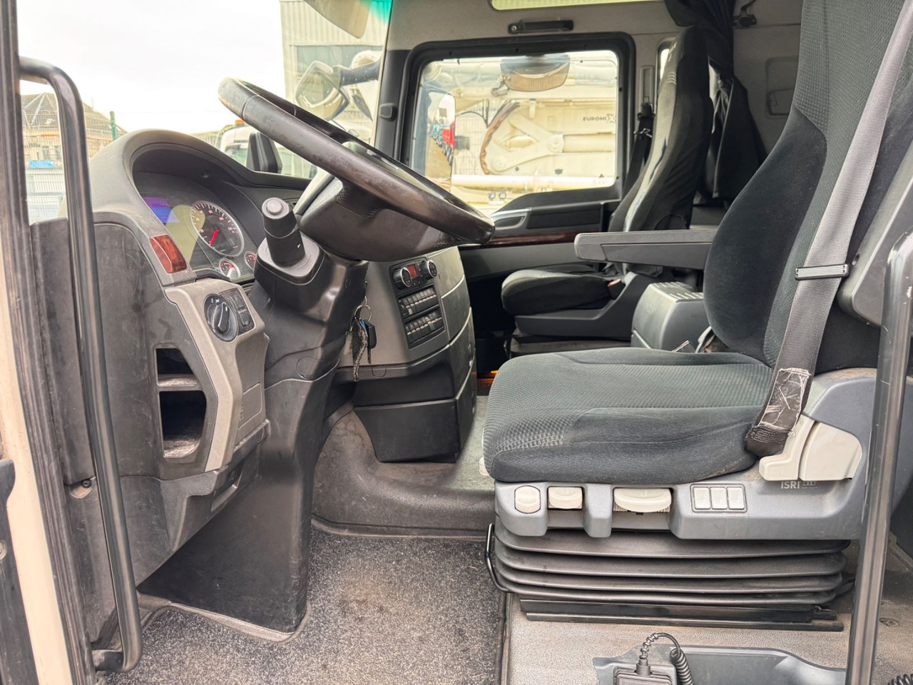 Tractor unit MAN TGX 18.440 4x2 LLS-U LowLiner XXL: picture 11 Tractor unit MAN TGX 18.440 4x2 LLS-U LowLiner XXL: picture 11