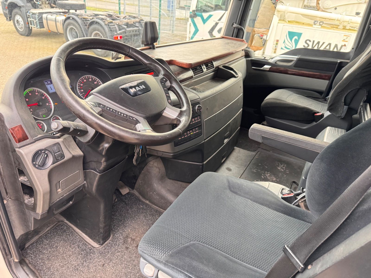 Tractor unit MAN TGX 18.440 4x2 LLS-U LowLiner XXL: picture 13 Tractor unit MAN TGX 18.440 4x2 LLS-U LowLiner XXL: picture 13