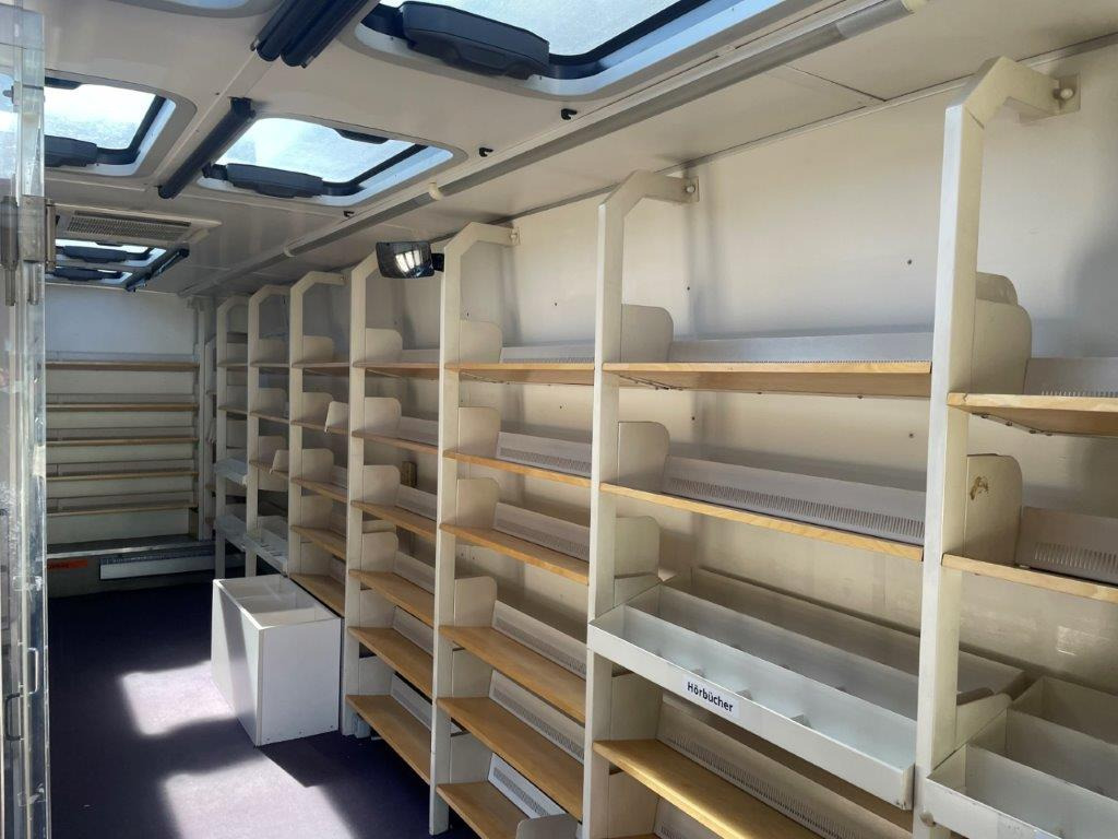 Suburban bus MAN A72: picture 7