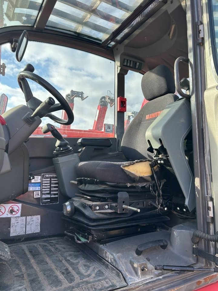 Telescopic handler Manitou MRT 2540 Plus Privilege: picture 14