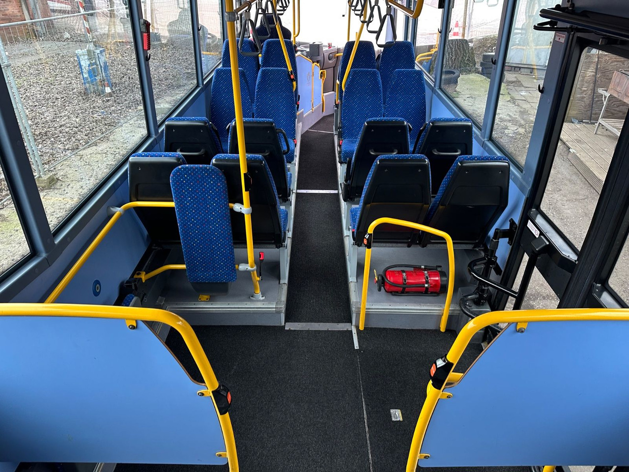 City bus Iveco Irisbus Crossway LE SFR 162 *AC*100 km/h*Schalt Iveco Irisbus Crossway LE SFR 162 *AC*100 km/h*Schalt: picture 17 City bus Iveco Irisbus Crossway LE SFR 162 *AC*100 km/h*Schalt Iveco Irisbus Crossway LE SFR 162 *AC*100 km/h*Schalt: picture 17