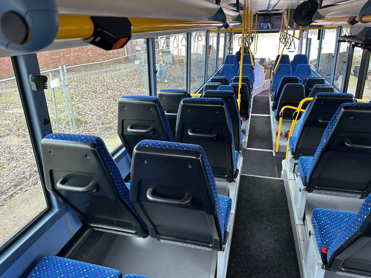 City bus Iveco Irisbus Crossway LE SFR 162 *AC*100 km/h*Schalt Iveco Irisbus Crossway LE SFR 162 *AC*100 km/h*Schalt: picture 16 City bus Iveco Irisbus Crossway LE SFR 162 *AC*100 km/h*Schalt Iveco Irisbus Crossway LE SFR 162 *AC*100 km/h*Schalt: picture 16