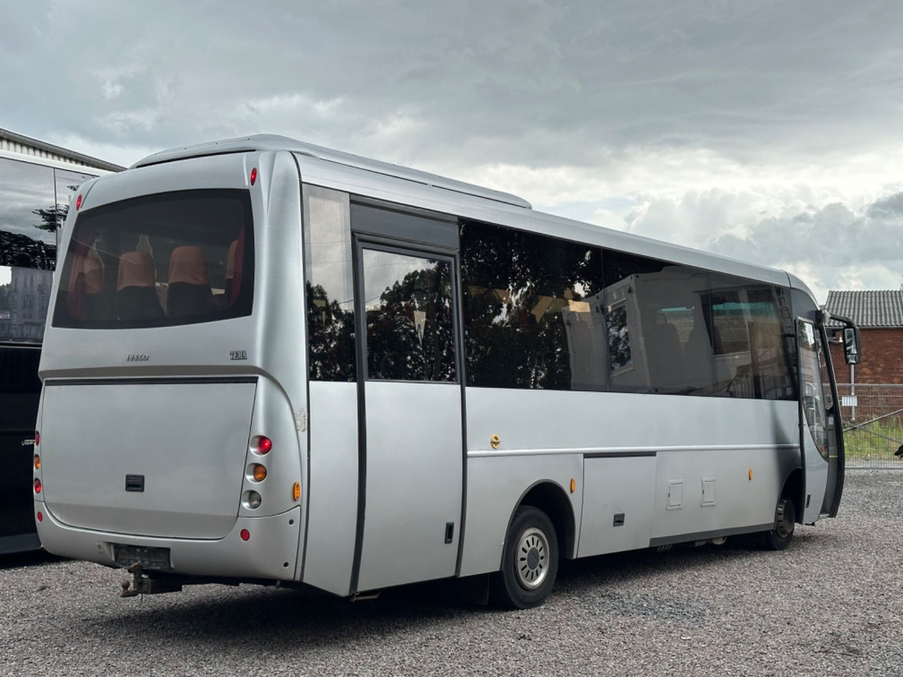 Iveco Kapena Tema 100 (32*Sitze*DE*TOP*Schalt) O510 Iveco Kapena Tema 100 , O 510, 818, Rapido - Minibus, Passenger van: picture 3 Iveco Kapena Tema 100 (32*Sitze*DE*TOP*Schalt) O510 Iveco Kapena Tema 100 , O 510, 818, Rapido - Minibus, Passenger van: picture 3