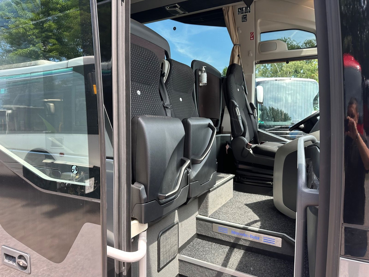 Coach Mercedes-Benz Tourismo E 15 RHD (wenig Km*TOP*DE): picture 13 Coach Mercedes-Benz Tourismo E 15 RHD (wenig Km*TOP*DE): picture 13