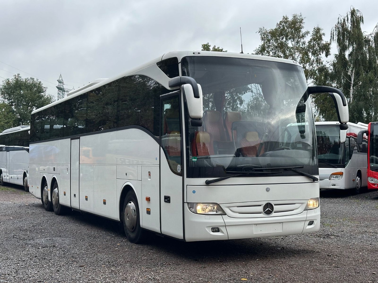 Mercedes-Benz Tourismo O350 16 RHD-M (56 Sitze*DE*TOP) - Coach: picture 1 Mercedes-Benz Tourismo O350 16 RHD-M (56 Sitze*DE*TOP) - Coach: picture 1
