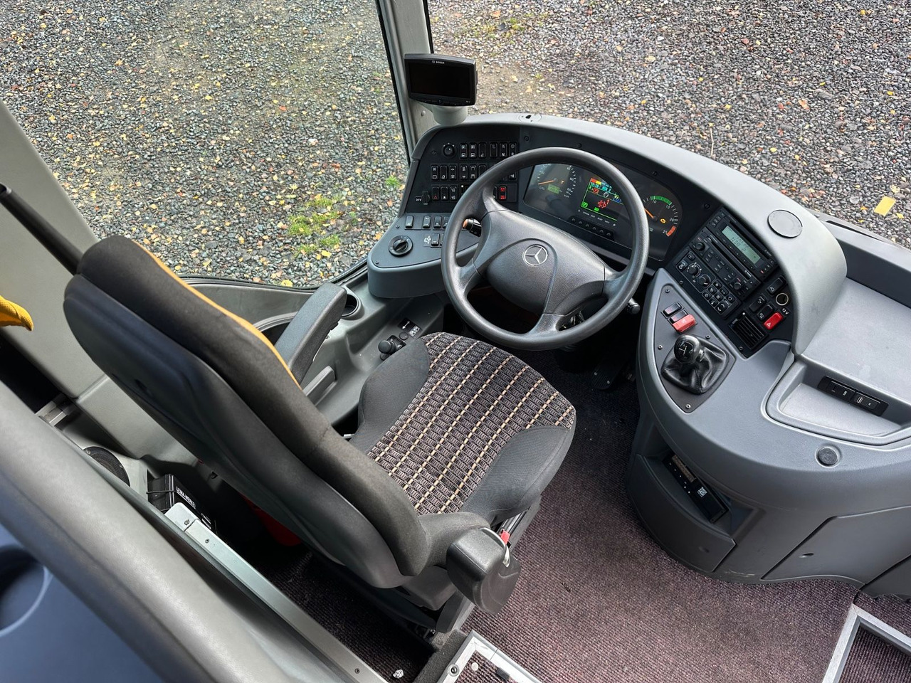 Mercedes-Benz Tourismo O350 17 RHD-L (59Sitze*DE*TOP) - Coach: picture 5 Mercedes-Benz Tourismo O350 17 RHD-L (59Sitze*DE*TOP) - Coach: picture 5