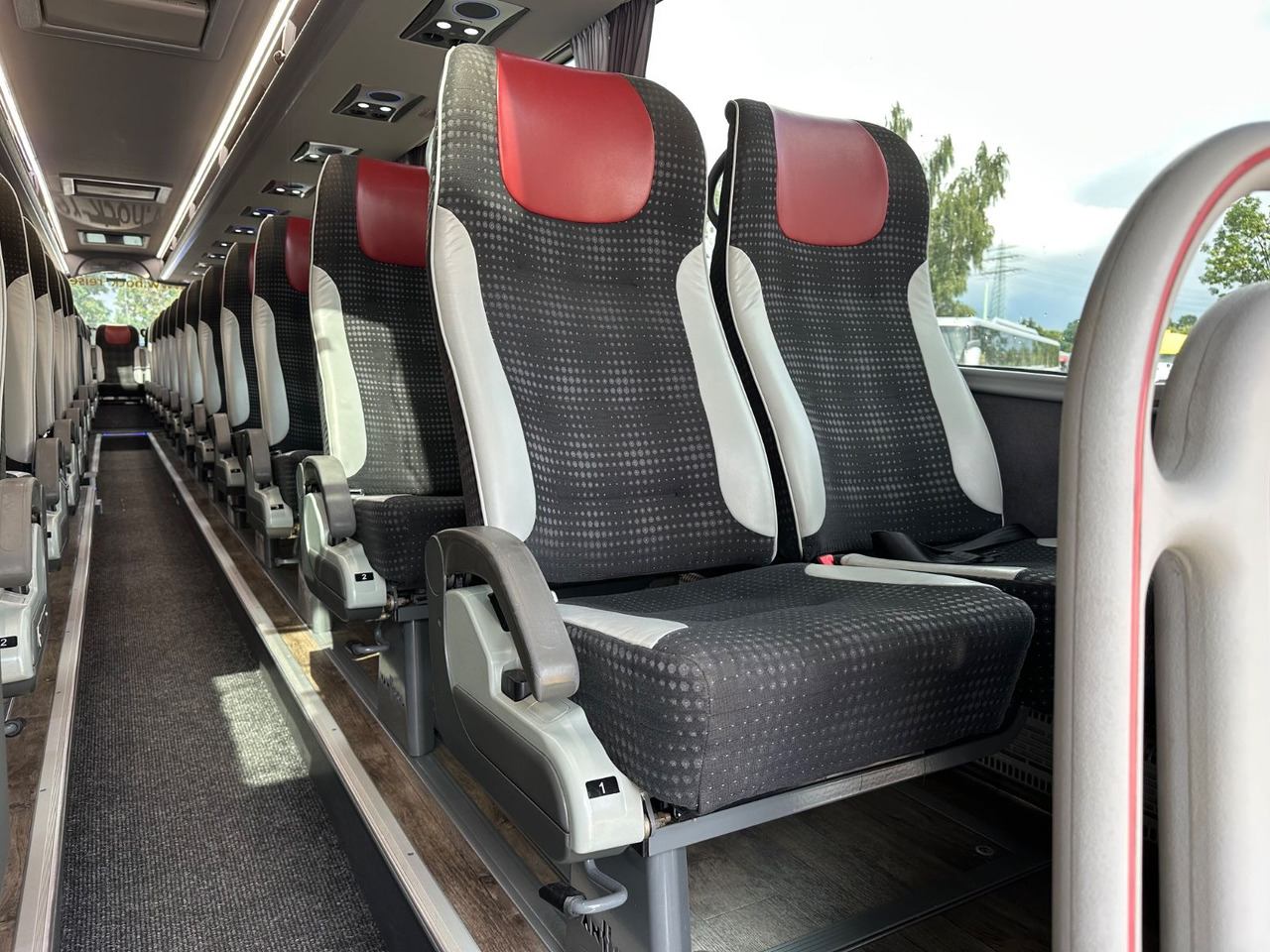 Coach Vanhool TX16 Astron (TOP) 417 HDH/ 517 HDH: picture 7